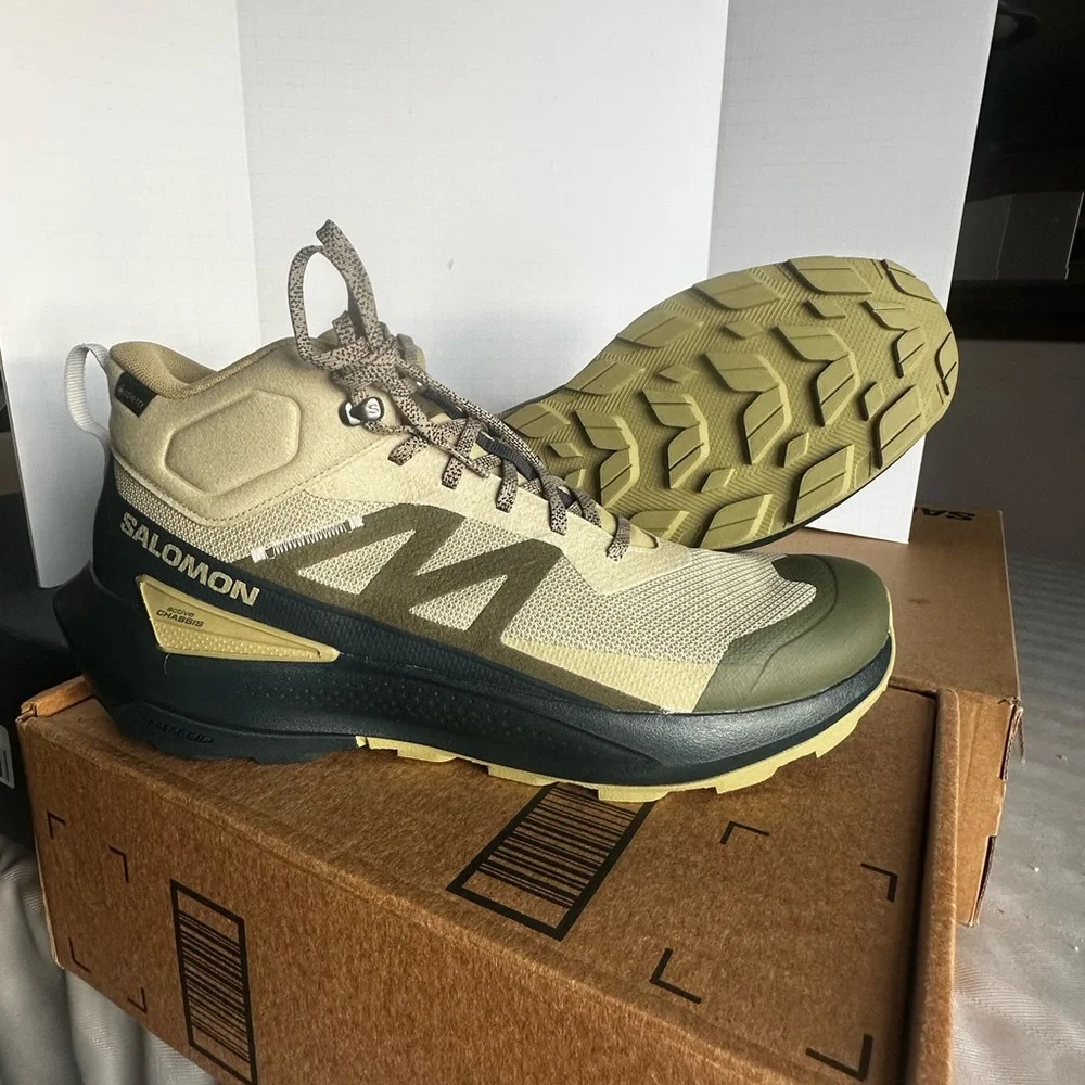 Salomon Men's Athletic Shoes in Khaki and Dark Green - Picture 1 of 4
